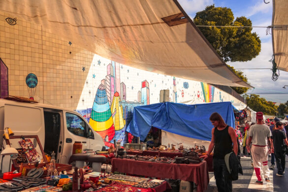 Mercado de Santa Clara, vendors Mercado de Santa Clara, vendors, Lisboa, Portugal